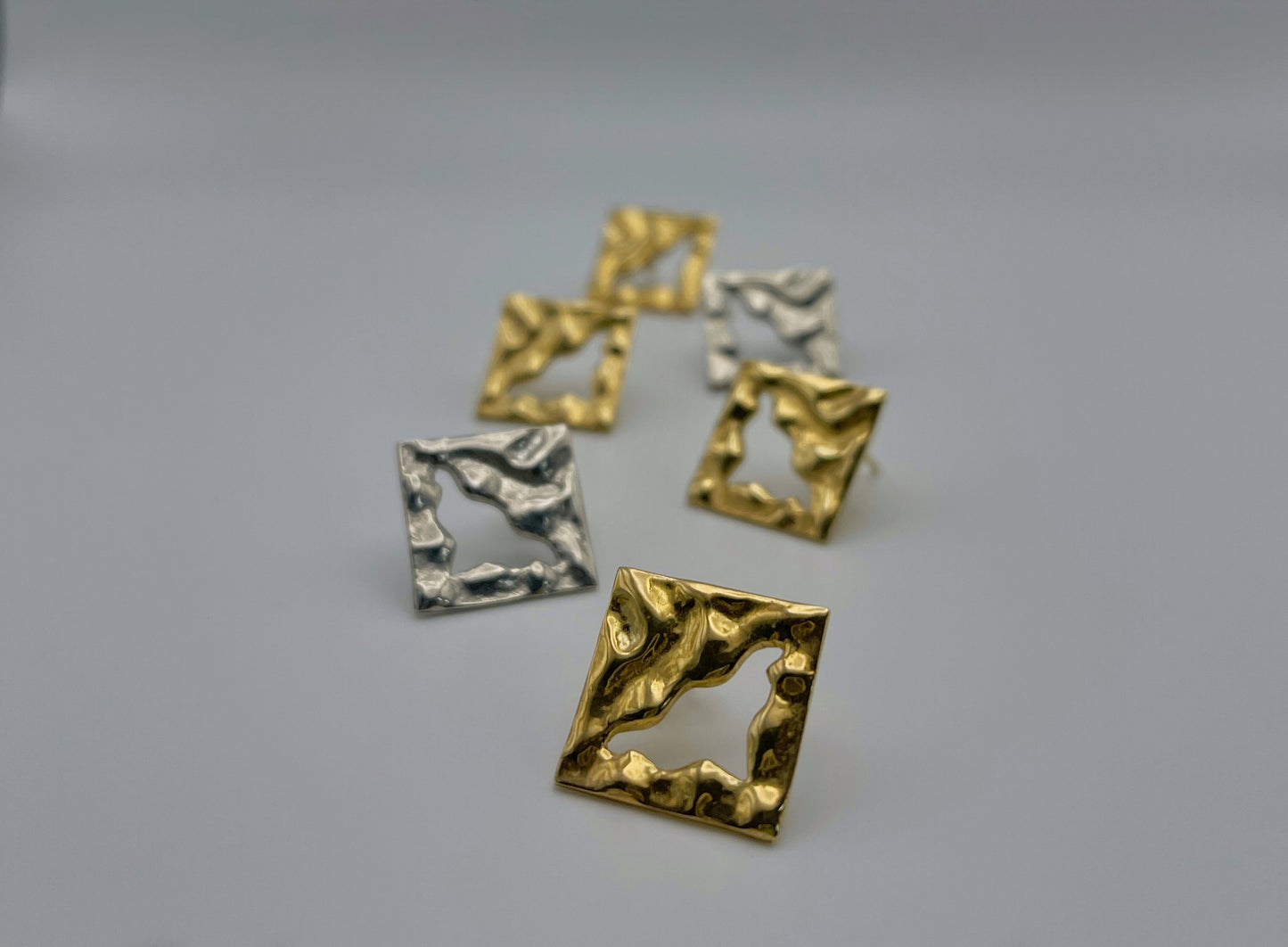 Fluid Thoughts Earrings