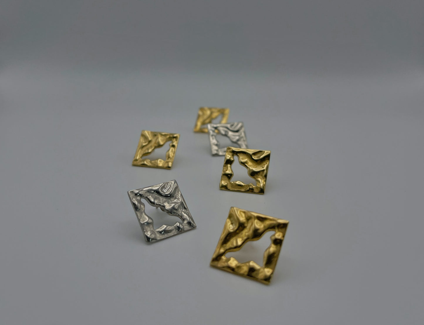 Fluid Thoughts Earrings