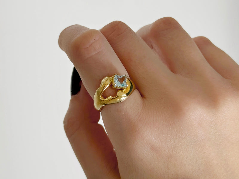 Poise Ring gold