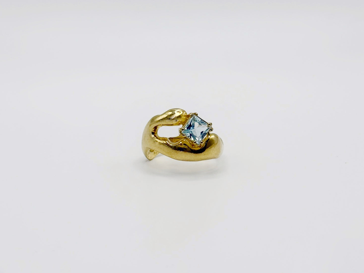 Poise Ring gold